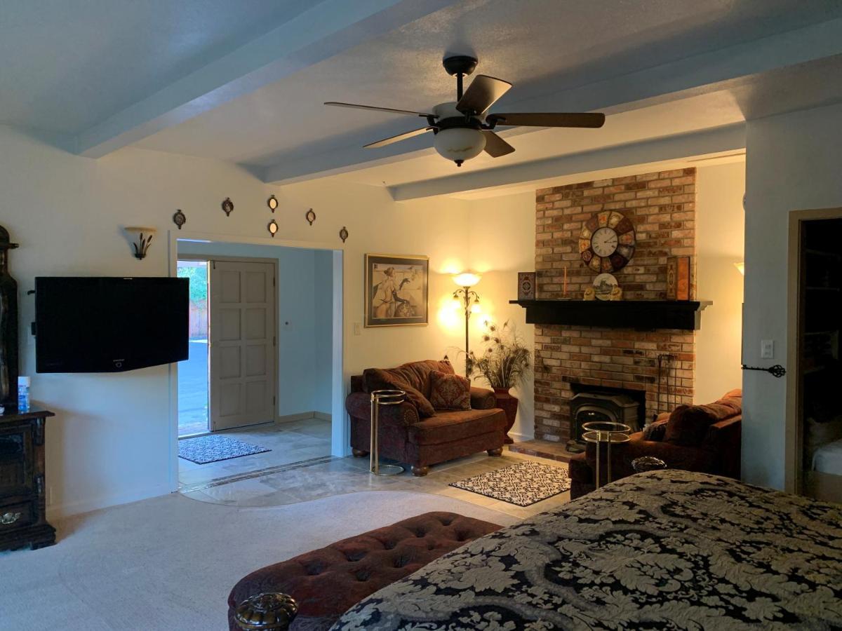 칼리스토가 Foothill House B&B 외부 사진