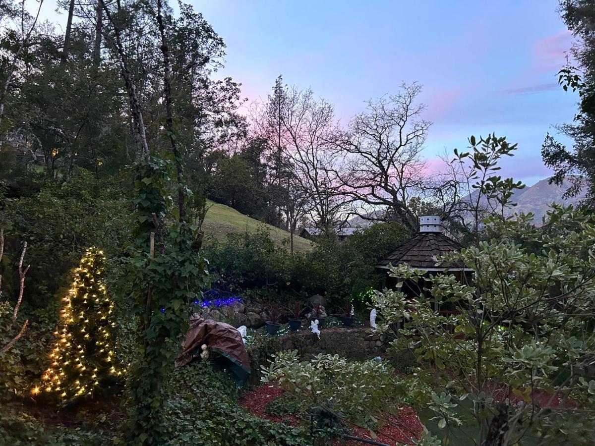 칼리스토가 Foothill House B&B 외부 사진