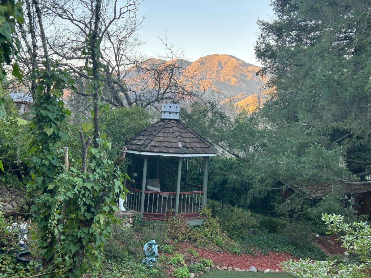 칼리스토가 Foothill House B&B 외부 사진
